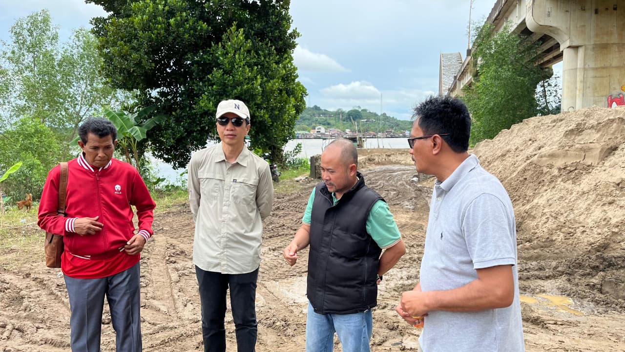 Peninjauan dan Pemeriksaan Kerusakan Konstruksi Pilar dan Safety Fender Jembatan Mahakam Ulu Samarinda