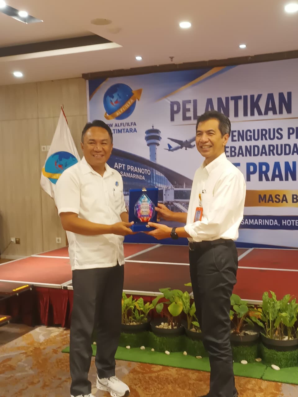 Dishub Kaltim Hadiri Pelantikan Pengurus Perwakilan ALFI/ILFA Kebandarudaraan Bandara APT Pranoto Samarinda