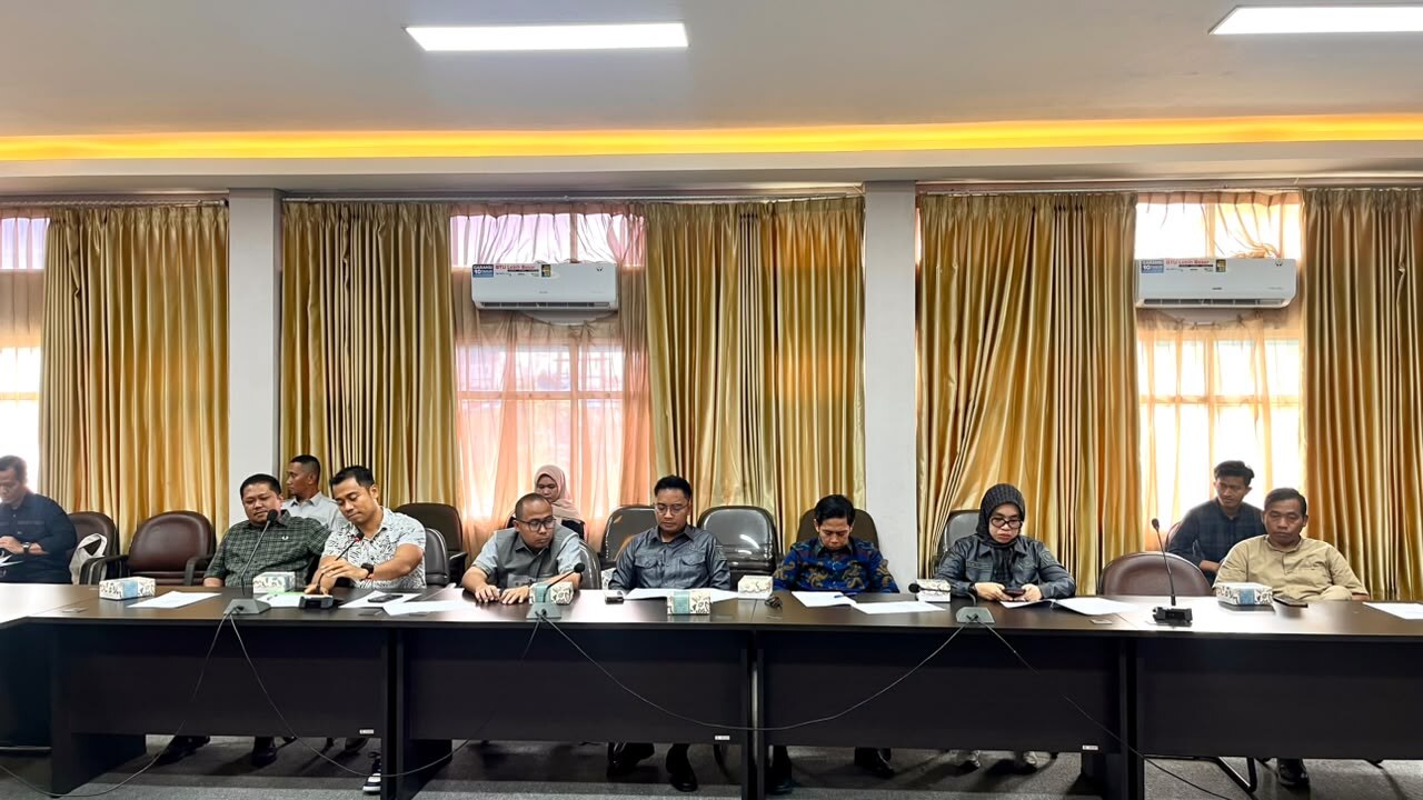 Kunjungan Pansus Raperda Urusan Perhubungan DPRD Kutai Kartanegara 2026 — foto 2