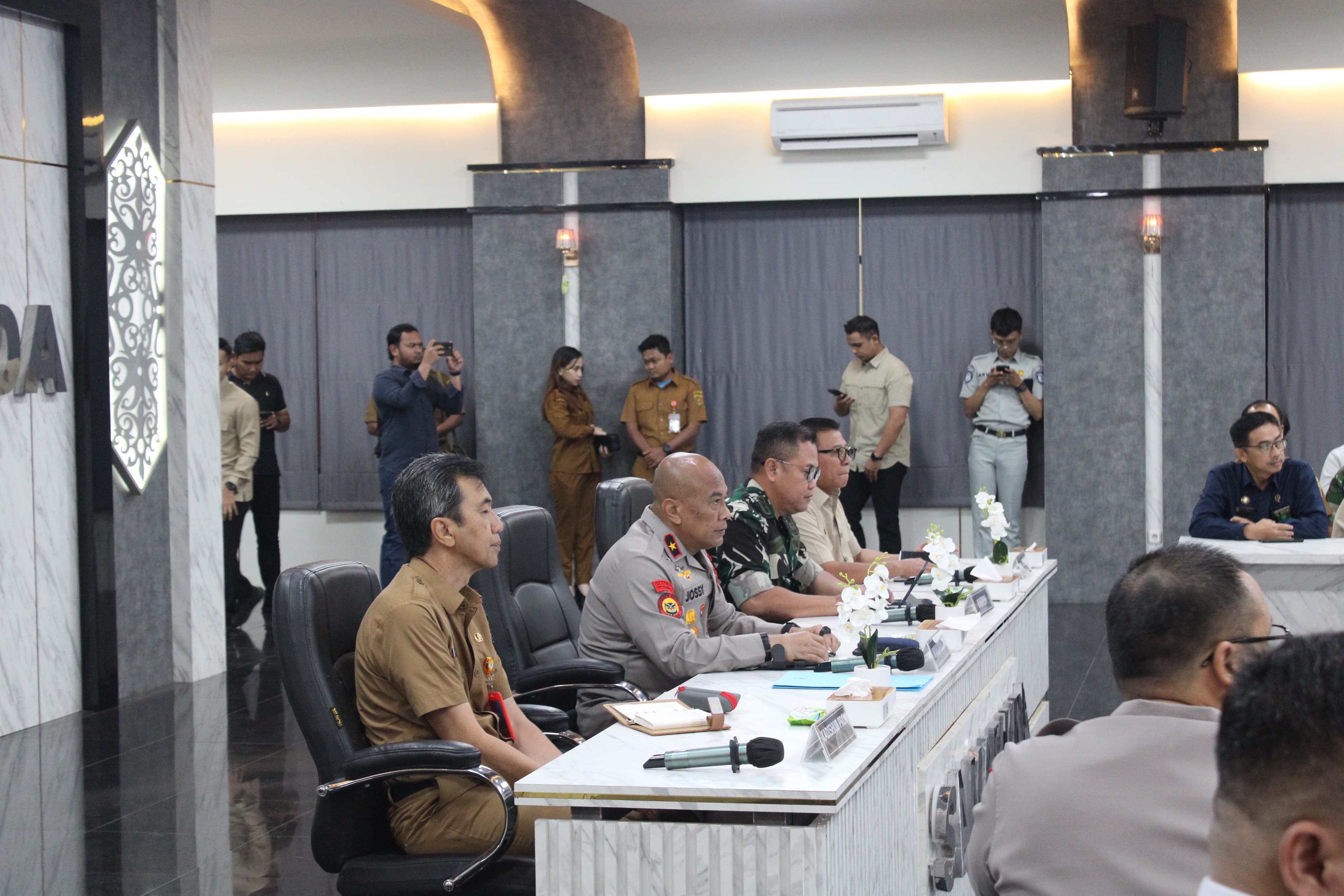 Rapat Koordinasi Lintas Sektoral dalam rangka Kesiapan Operasi Ketupat 2026 — foto 2