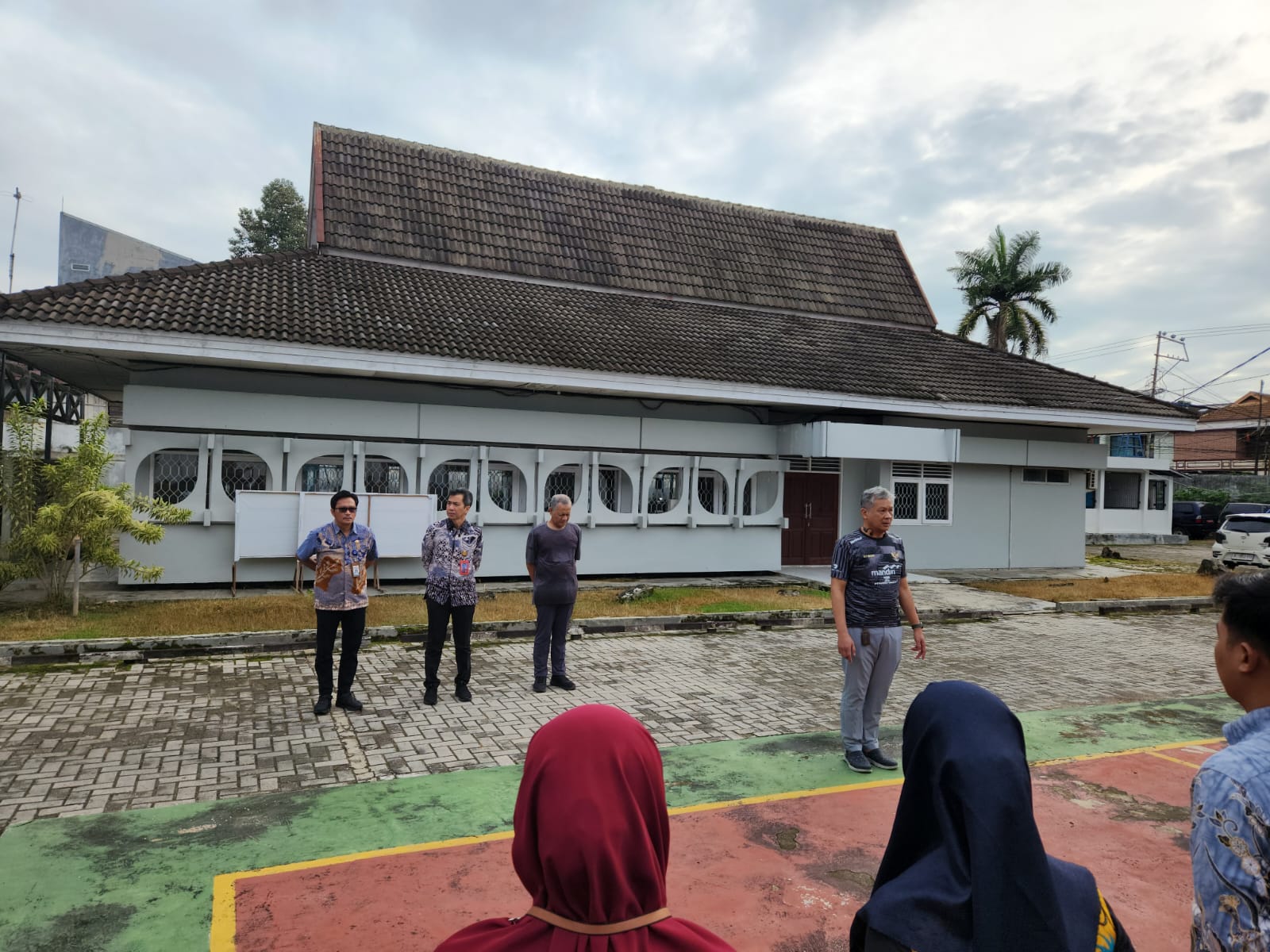 Kegiatan Korve Aksi Bersih Sampah Dishub Kaltim dalam Gerakan Indonesia ASRI — foto 11
