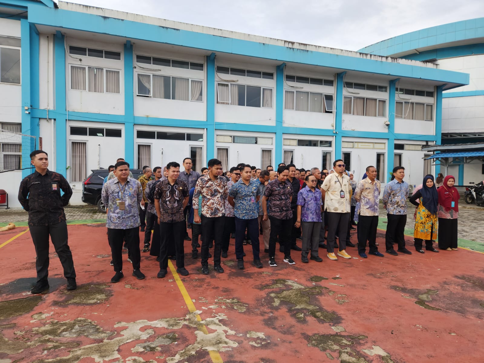 Kegiatan Korve Aksi Bersih Sampah Dishub Kaltim dalam Gerakan Indonesia ASRI — foto 13
