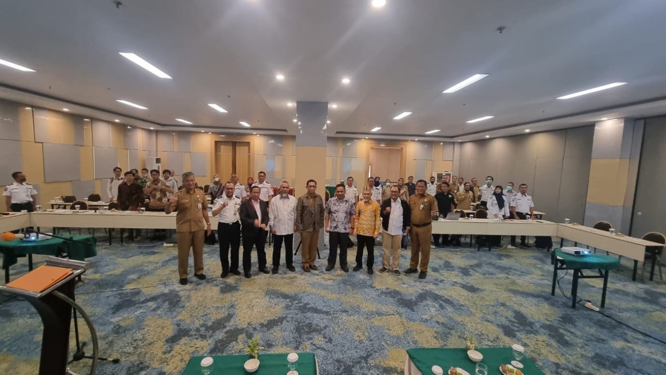 Focus Group Discussion (FGD) dengan tema Peluang dan Tantangan Terwujudnya Transportasi Perkeretaapian di Provinsi Kalimantan Timur
